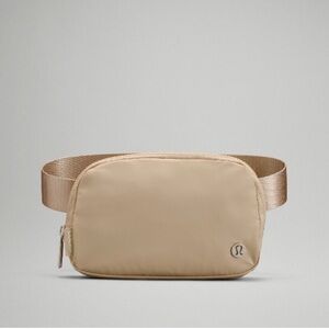 Lululemon everywhere belt bag 1L